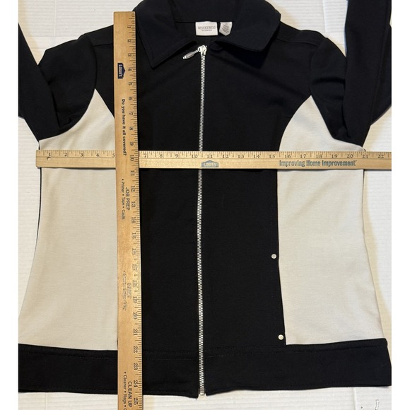 CHICOS Weekends - Women's Black White Zip Sweatshirt Jacket - Size 2 - Picture 3 of 5